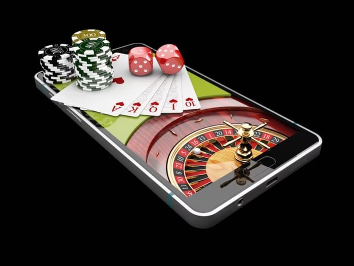 crs99 poker dan kartu online turnamen menarik setiap hari